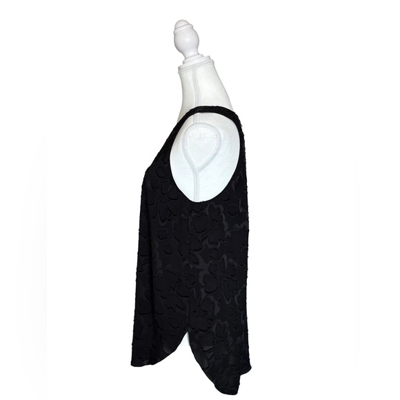 Wilfred Black Textured Floral Sleeveless Blouse Size M Aritzia Tank Top - Picture 3 of 6